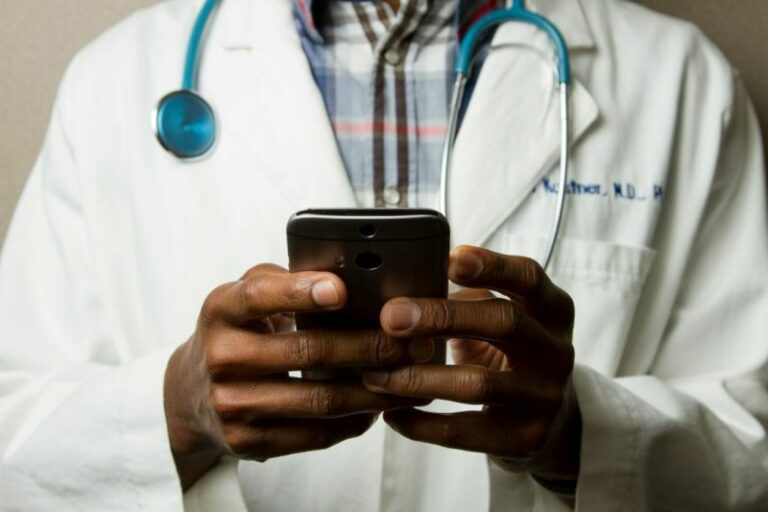 JIN lance JIN HEALTH, sa practice de communication dédiée à la santé 
